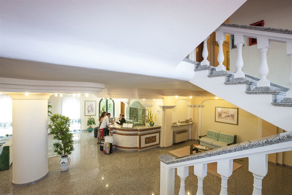 Residence Marina Palace Orosei Kültér fotó